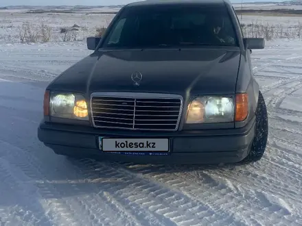 Mercedes-Benz E 320 1993 года за 3 000 000 тг. в Шар