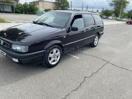 Volkswagen Passat 1992 года за 1 400 000 тг. в Тараз – фото 2