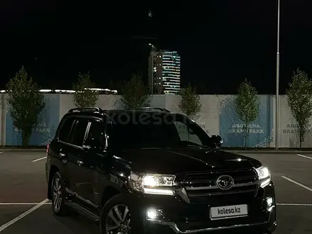 Toyota Land Cruiser 2019 года за 45 000 000 тг. в Актобе