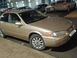 Toyota Camry 1998 годаүшін2 800 000 тг. в Шымкент – фото 2