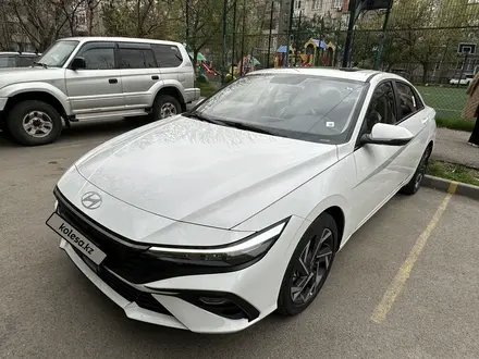 Hyundai Elantra 2024 года за 8 200 000 тг. в Алматы – фото 4