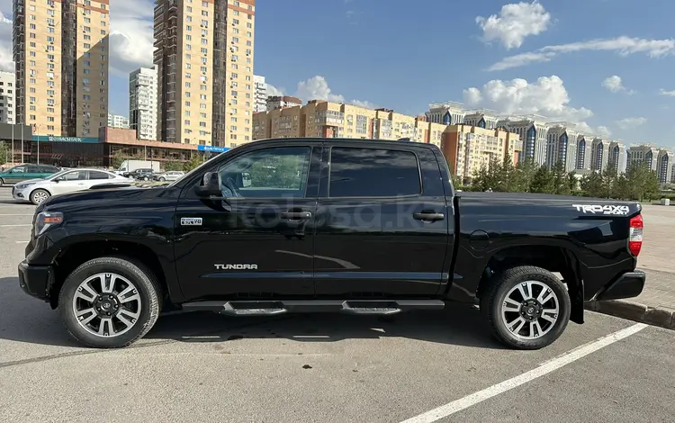 Toyota Tundra 2020 года за 28 000 000 тг. в Астана