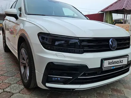 Volkswagen Tiguan 2018 года за 17 900 000 тг. в Костанай – фото 46