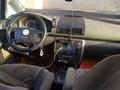 Volkswagen Sharan 2003 года за 1 000 000 тг. в Уральск – фото 2