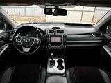 Toyota Camry 2013 годаfor8 400 000 тг. в Атырау – фото 4