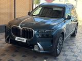BMW X7 2023 года за 49 000 000 тг. в Атырау