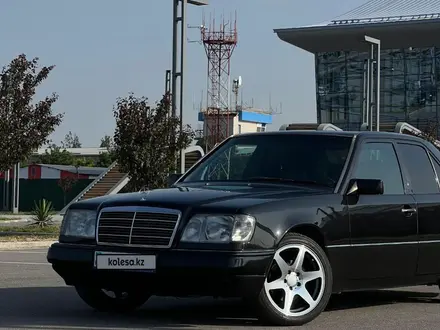 Mercedes-Benz E 280 1994 годаүшін4 200 000 тг. в Шымкент – фото 3