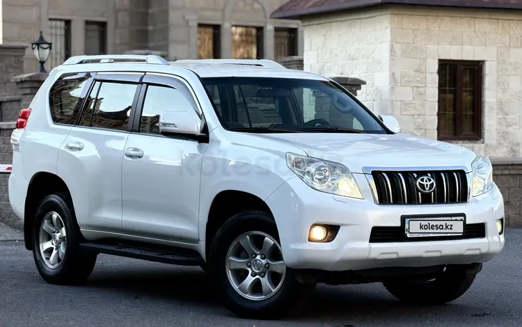 Toyota Land Cruiser Prado 2013 года за 13 700 000 тг. в Астана