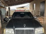 Mercedes-Benz E 200 1993 года за 900 000 тг. в Тараз