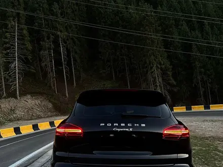 Porsche Cayenne 2015 года за 27 500 000 тг. в Алматы