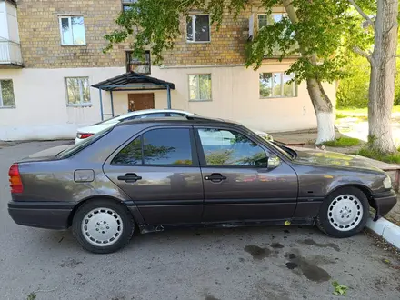 Mercedes-Benz C 220 1994 года за 1 800 000 тг. в Караганда – фото 6