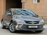 Toyota Camry 2015 года за 10 850 000 тг. в Астана – фото 2