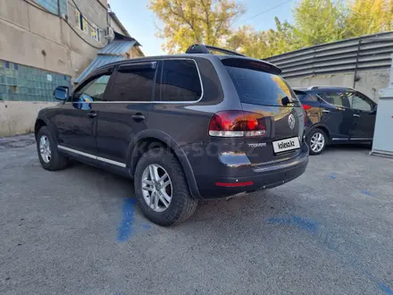 Volkswagen Touareg 2007 года за 5 500 000 тг. в Алматы – фото 7