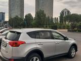 Toyota RAV4 2013 года за 10 200 000 тг. в Астана