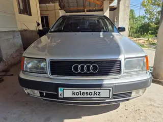 Audi 100