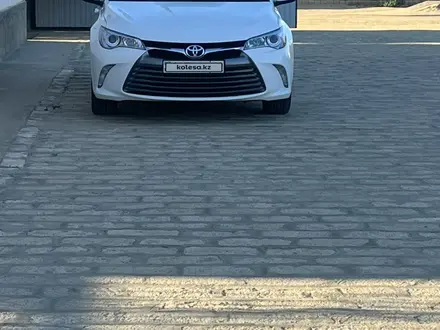 Toyota Camry 2017 года за 10 500 000 тг. в Актау – фото 2