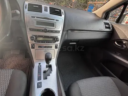 Toyota Avensis 2013 года за 7 000 000 тг. в Алматы – фото 13