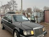 Mercedes-Benz E 320 1992 года за 1 800 000 тг. в Алматы