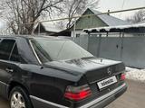Mercedes-Benz E 320 1992 года за 1 800 000 тг. в Алматы – фото 4