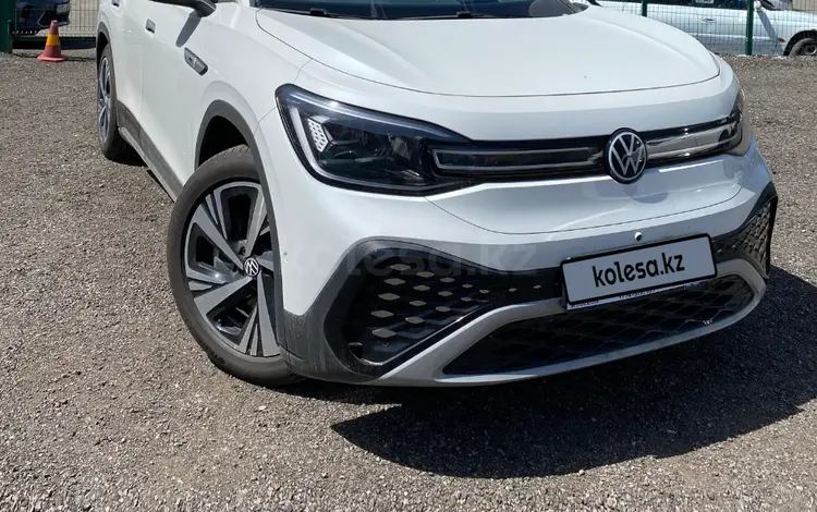 Volkswagen ID.6 Pro 2022 года за 13 900 000 тг. в Алматы