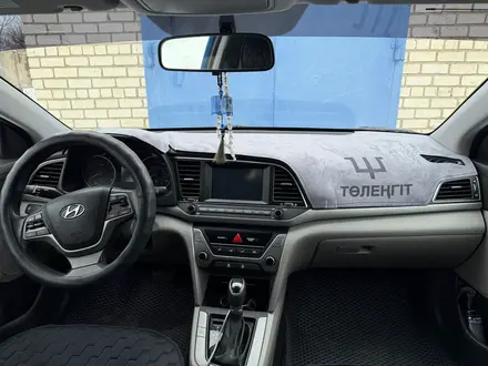 Hyundai Elantra 2016 года за 5 900 000 тг. в Уральск – фото 3