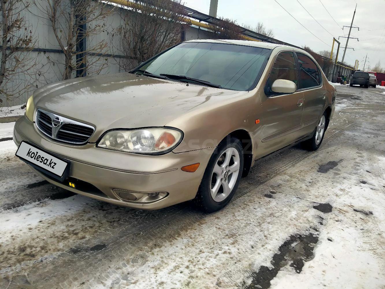 Nissan Maxima 2000 г.