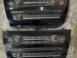 Блок управления климатом и мультимедиа BMW X5 F15 (2013–2018) за 1 001 тг. в Алматы