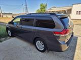 Toyota Sienna 2014 года за 9 000 000 тг. в Атырау – фото 2