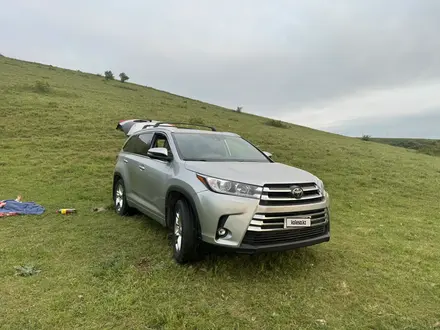 Toyota Highlander 2018 года за 13 000 000 тг. в Шымкент