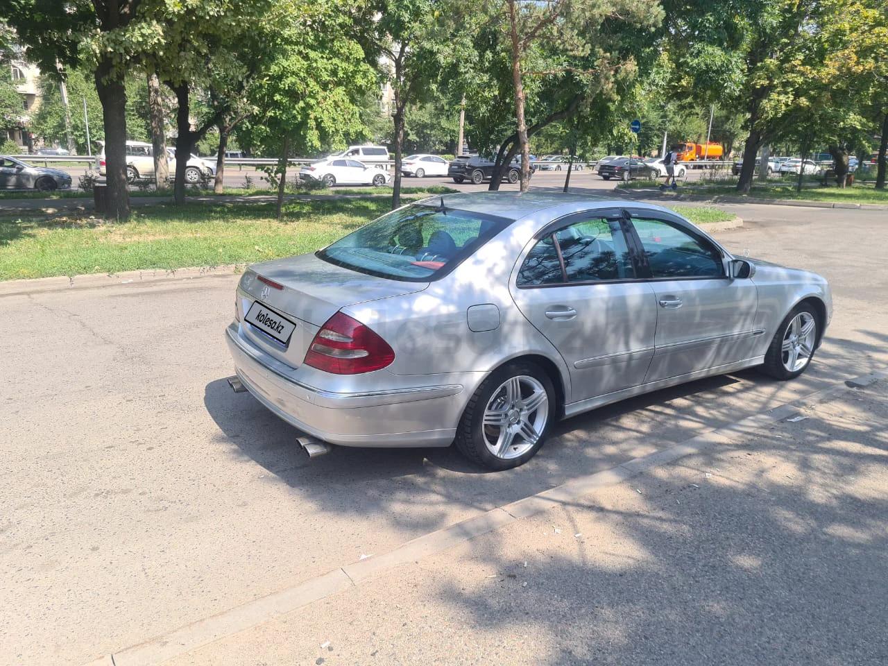 Mercedes-Benz E 320 2003 г.