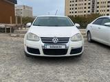 Volkswagen Jetta 2008 года за 1 900 000 тг. в Актау – фото 2