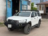 Toyota Hilux 2016 года за 13 500 000 тг. в Караганда