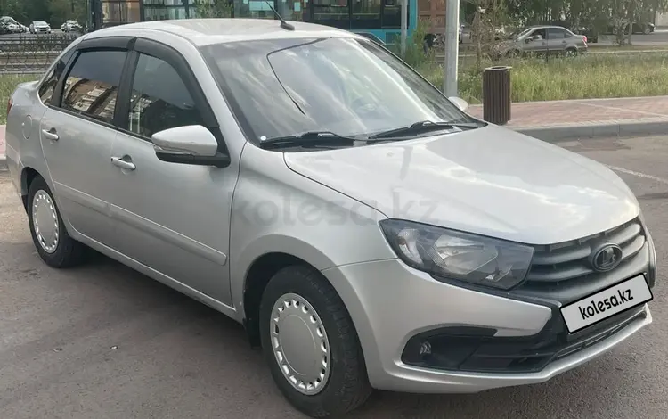 ВАЗ (Lada) Granta 2190 2019 годаүшін3 000 000 тг. в Караганда