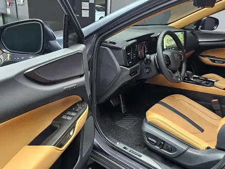 Lexus LX 700h Luxury 2025 года за 96 000 000 тг. в Астана – фото 29