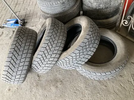 285/60 R18 покрышка за 110 000 тг. в Актау