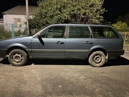 Volkswagen Passat 1990 года за 1 300 000 тг. в Караганда