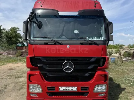 Mercedes-Benz  Actros 2012 года за 20 000 000 тг. в Астана