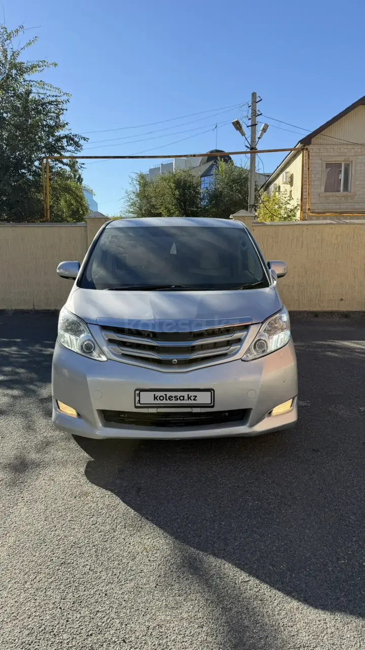 Toyota Alphard, 2013