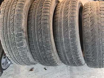 Зимние шины 175/65 R 14 за 11 000 тг. в Шымкент