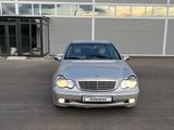 Mercedes-Benz C 200 2002 года за 2 500 000 тг. в Кокшетау – фото 2