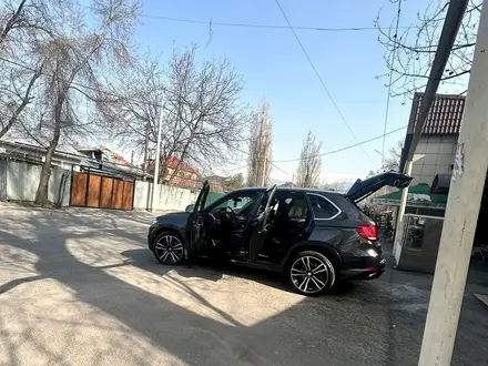 BMW X5 2015 года за 13 500 000 тг. в Алматы – фото 4