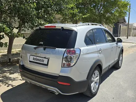 Chevrolet Captiva 2013 года за 8 500 000 тг. в Жанаозен – фото 4