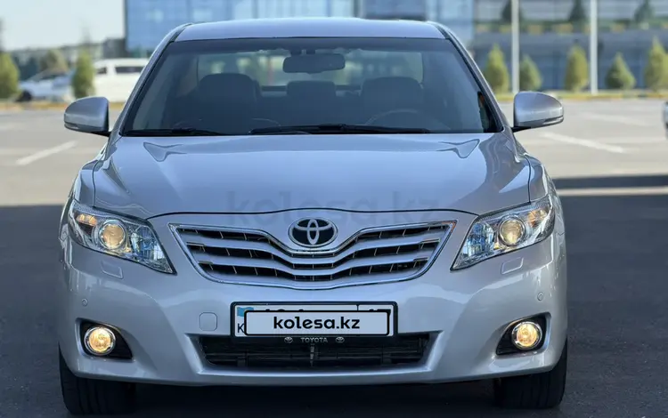 Toyota Camry 2011 года за 7 600 000 тг. в Шымкент