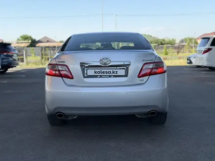 Toyota Camry 2011 года за 7 600 000 тг. в Шымкент – фото 5
