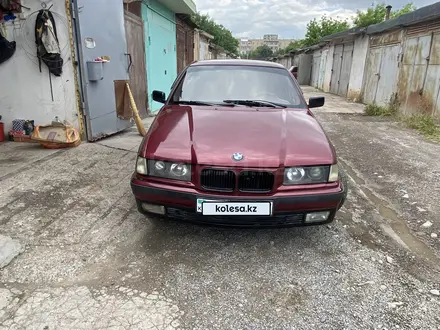 BMW 318 1991 года за 550 000 тг. в Шымкент – фото 3