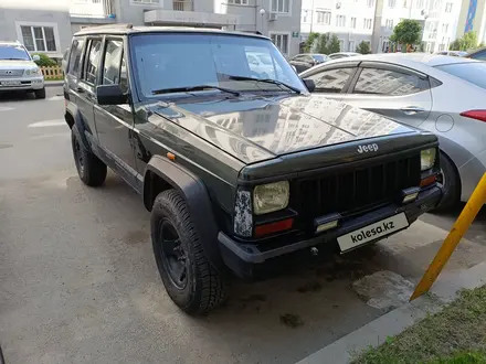 Jeep Cherokee 1995 года за 1 650 000 тг. в Алматы