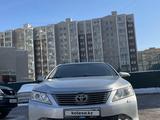 Toyota Camry 2014 годаfor9 300 000 тг. в Астана – фото 2