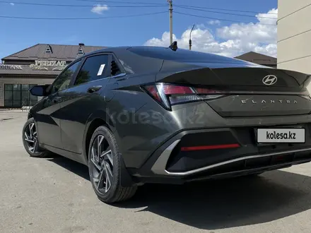 Hyundai Elantra 2023 года за 11 300 000 тг. в Семей – фото 6