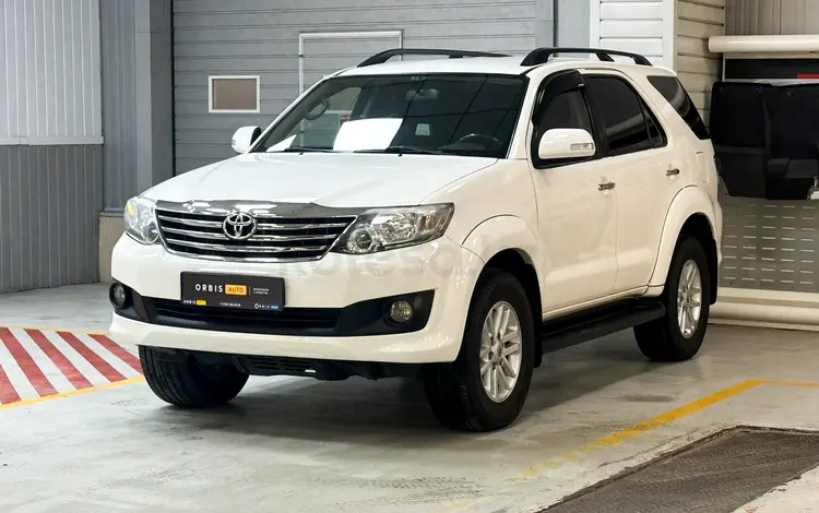 Toyota Fortuner 2014 годаүшін13 290 000 тг. в Алматы