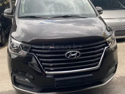 Hyundai Starex 2019 года за 17 500 000 тг. в Алматы